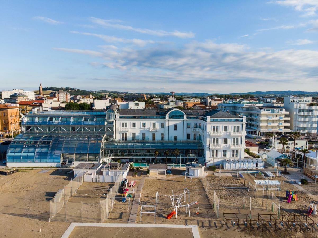 Kursaal Hotel Cattolica Exteriör bild